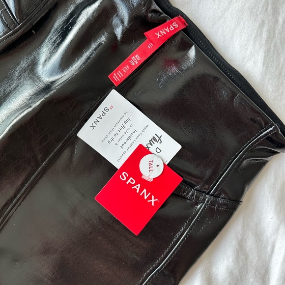 SPANX Patent Faux Leather Leggings - TALL - Picture 3 of 6